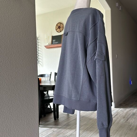 NWOT Free People Crew Neck Sweatshirt Sleeve Pocket Blue Oversized Movement Gym - Picture 5 of 13